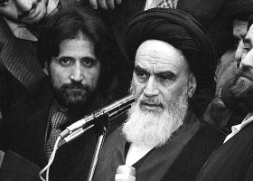 iran-ayatollah-khomeini-560x400